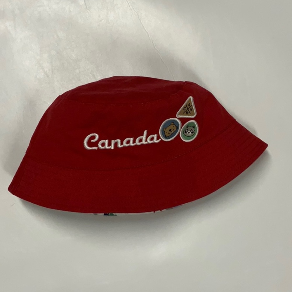 Toddler’s Printed bucket hat, NWOT